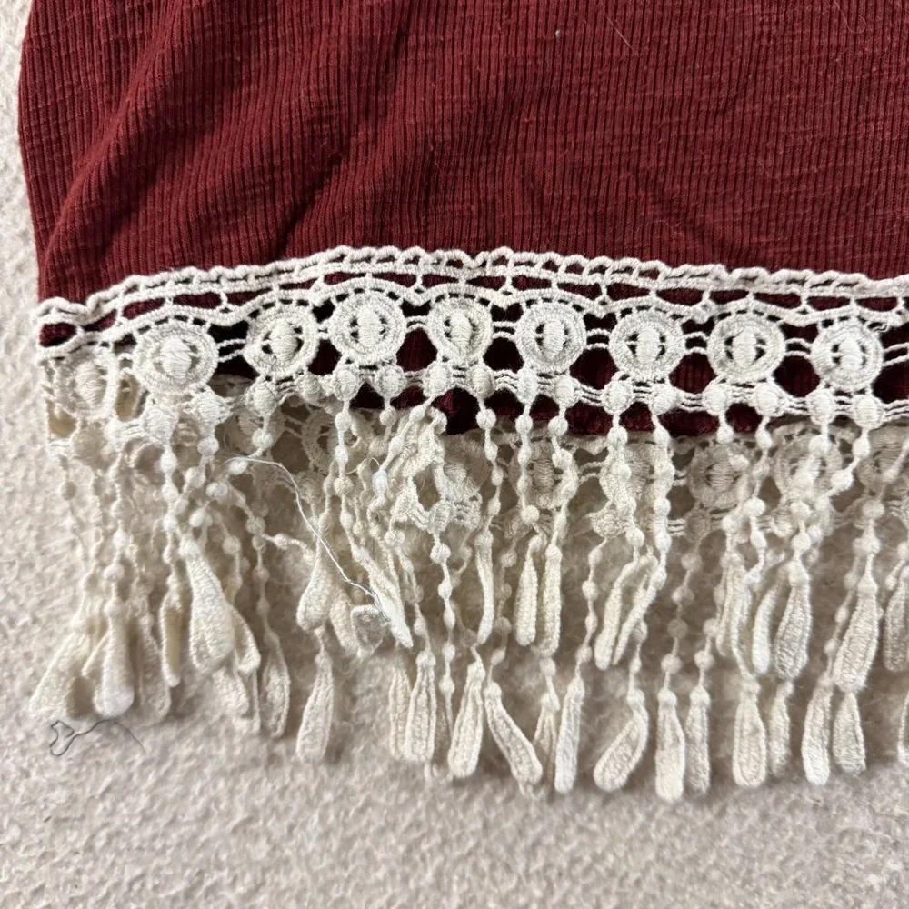 rue21 Tank Top Womens Large Burgundy Good Boho Crochet Fringe Strappy Back